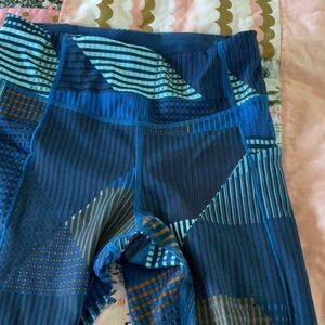 Brooks Blue Geometric Patterned Leggings